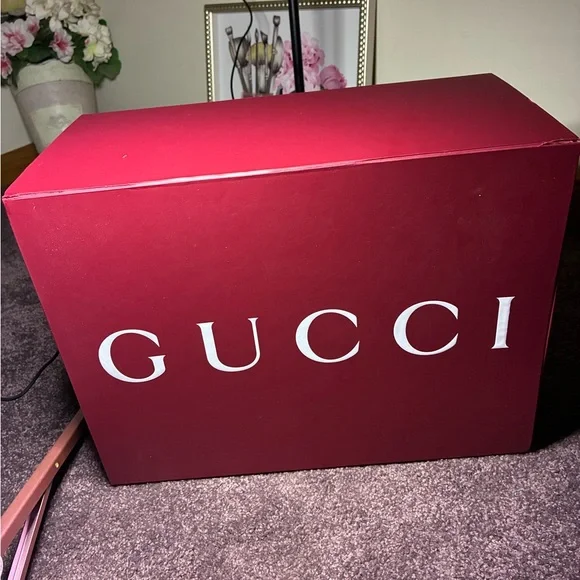 Gucci Britt Tassel Flap Bag Guccissima Metallic Gold w Tassel, dust bag and box - Picture 10 of 16